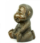 铜工艺品猴，设计生动形象，采用了现代拟人化风格，深受广大消费者喜爱，是收藏和观赏的珍品。想要了解更多铸铜雕塑工艺品的信息请与我们联系吧